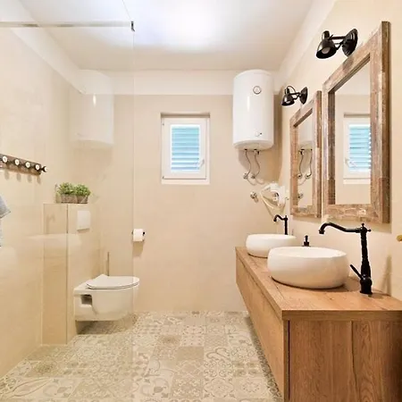 Mirko Apartament