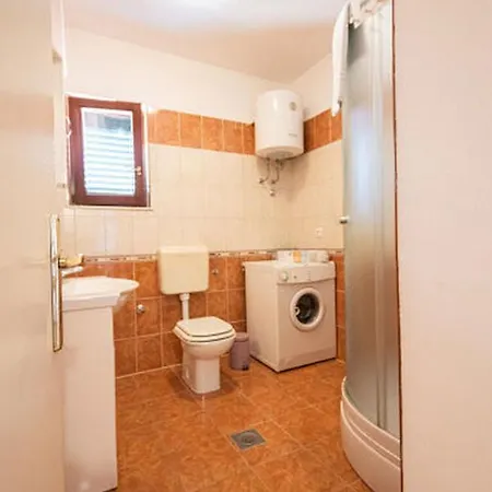 Mirko Apartament *